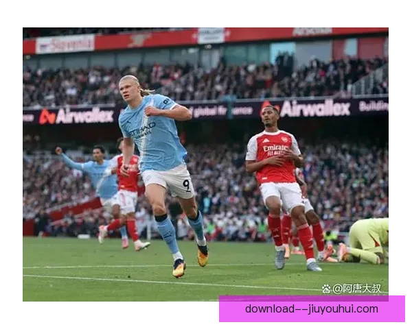 2025-26赛季英超争冠激烈利物浦阿森纳仅差一分争锋