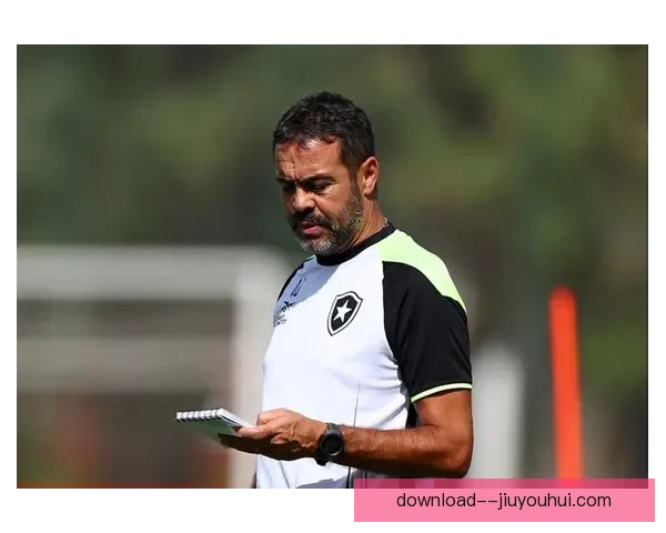 巴西博塔弗戈逆袭米内罗竞技 荣获2024赛季南美解放者杯冠军